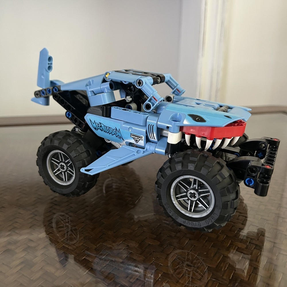 LEGO Technic Monster Jam Megalodon (42134) 2-in-1